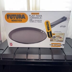 Hawkins Futura 22 cm Flat Tava, Hard Anodised Tawa, (Black) AFT22